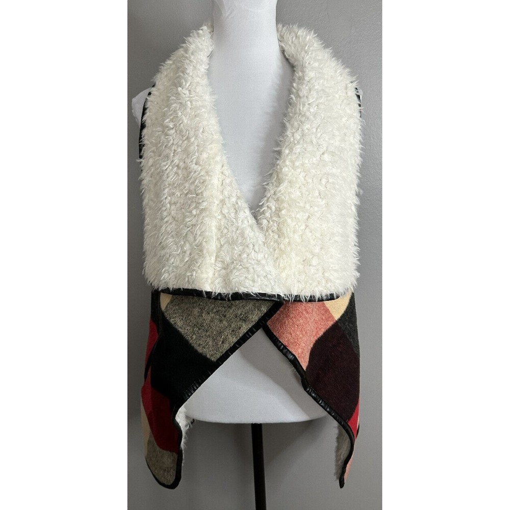 ME JANE Women's M Plaid Faux Fur Vest Faux leather trim pockets Sleeveless Coat